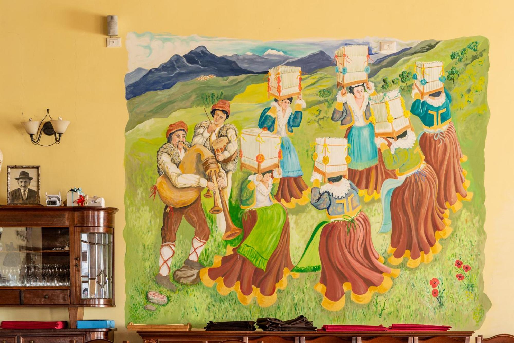 Agriturismo Pinelli Plataci エクステリア 写真