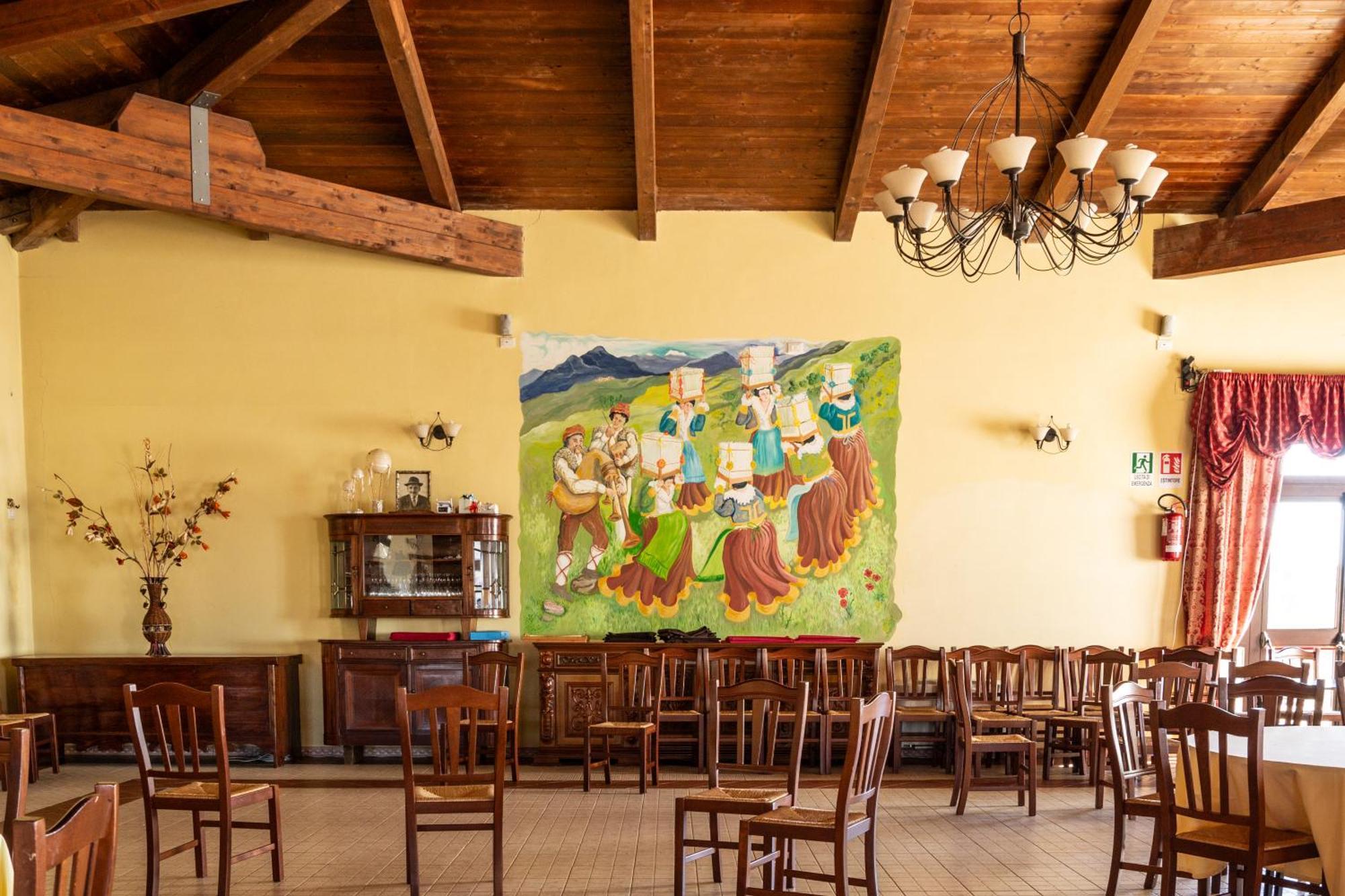Agriturismo Pinelli Plataci エクステリア 写真