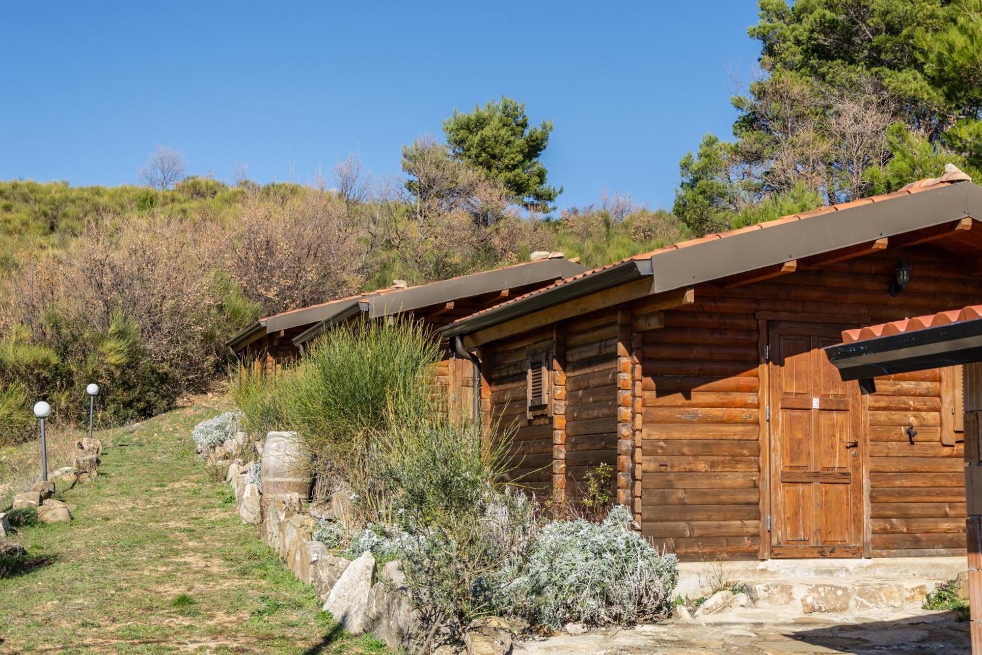 Agriturismo Pinelli Plataci エクステリア 写真