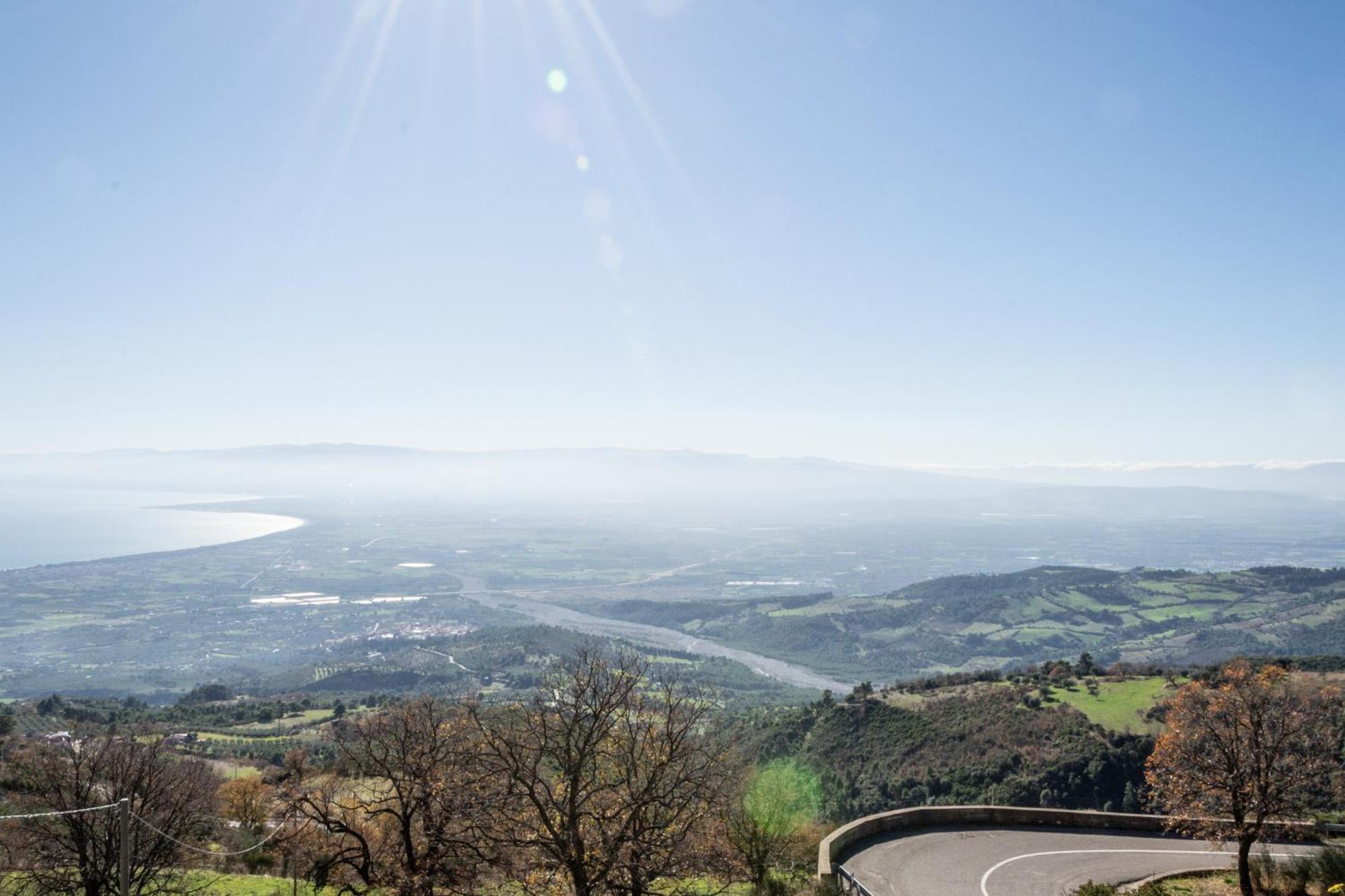 Agriturismo Pinelli Plataci エクステリア 写真